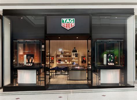 BOUTIQUE TAG HEUER AMSTERDAM.